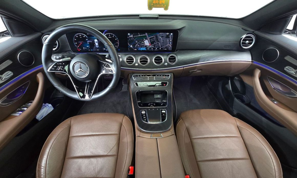 Mercedes-Benz E-Class E250 AMG Line, 2023