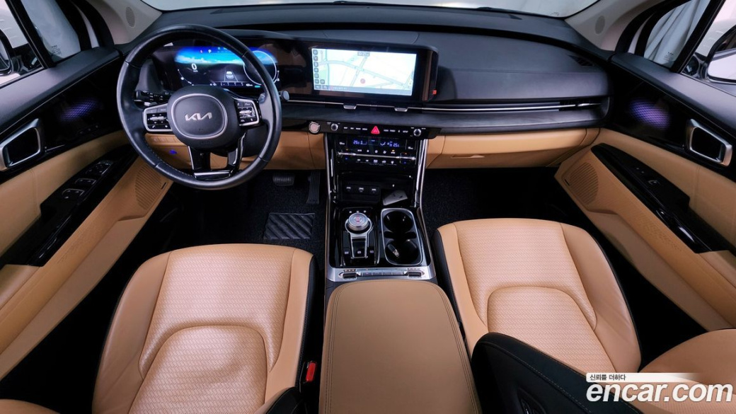 Kia Carnival 7-Seater Signature, 2023