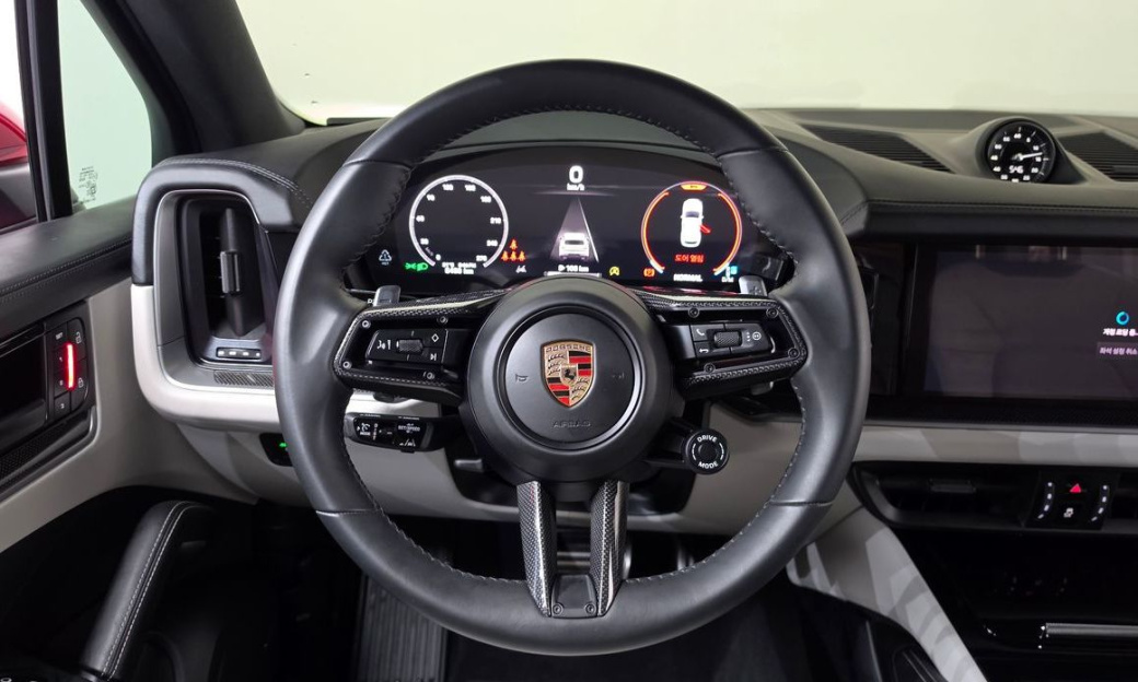 Porsche Cayenne 3.0, 2024