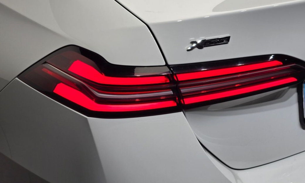 BMW 5-Series 520i M Sport, 2024