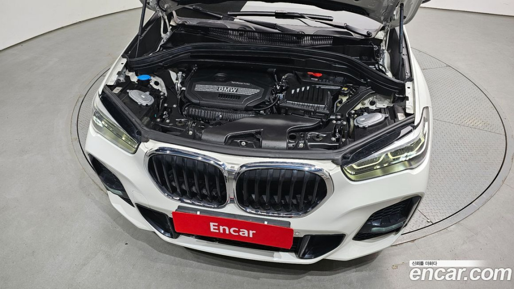 BMW X1 xDrive 20i M Sport, 2022