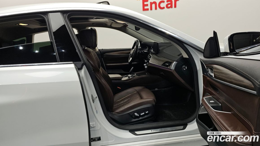 BMW Gran Turismo 620d Luxury, 2022