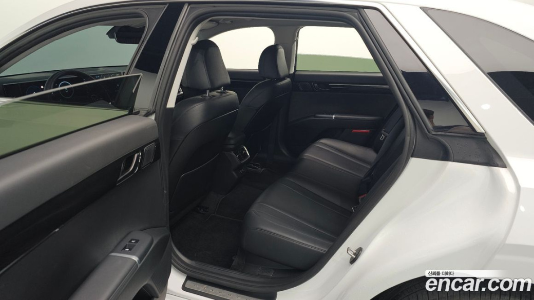 Hyundai Grandeur 2,5 Gasoline 2WD, 2023