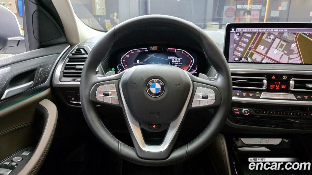 BMW X4 xDrive20i xLine, 2025