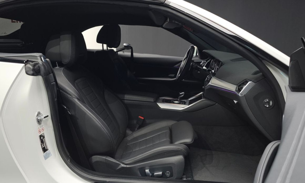 BMW 4-Series 420i M Sport Convertible, 2023