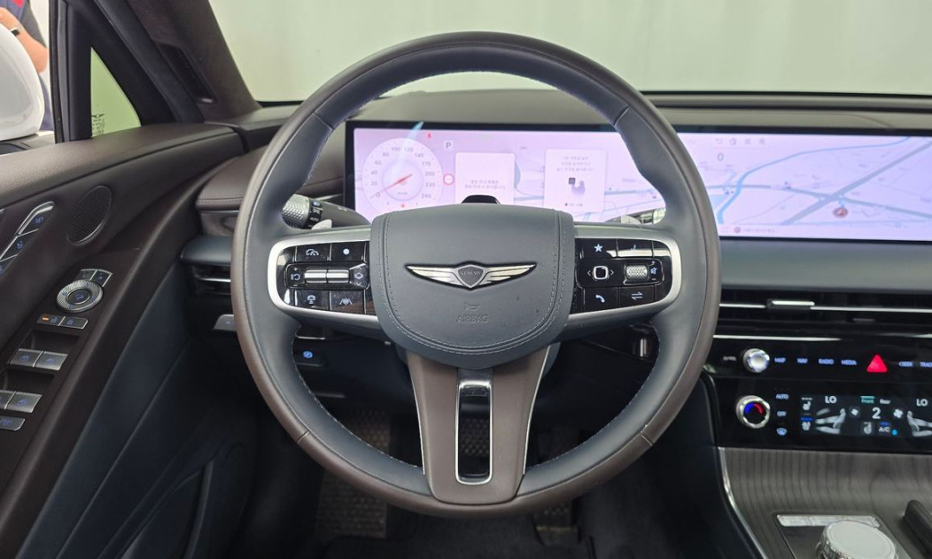 Genesis G80 Gasoline 2.5 Turbo 2WD, 2025