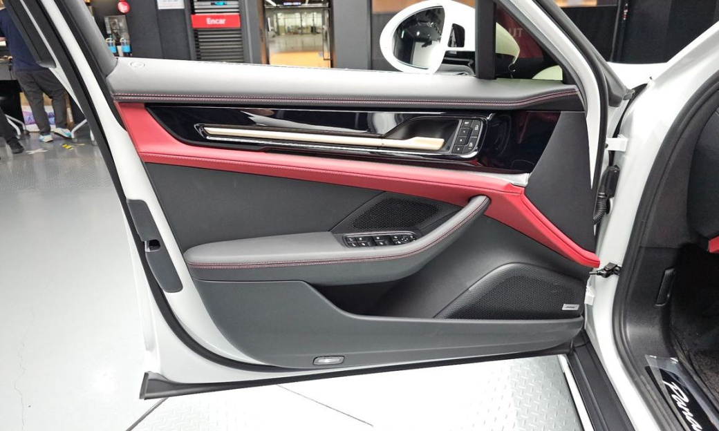 Porsche Panamera 2.9 AWD, 2025