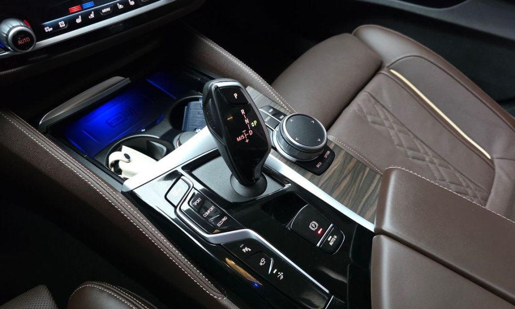 BMW Gran Turismo 630i xDrive Luxury, 2024