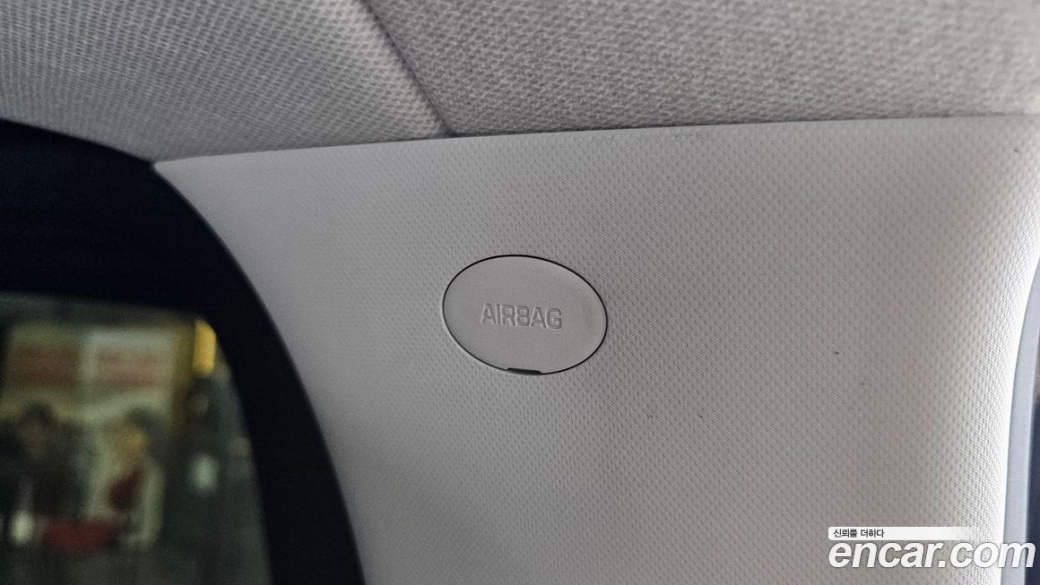 Hyundai Staria Tourer 11-Seater, 2025