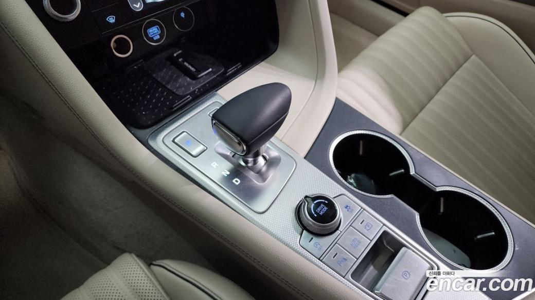 Genesis G70 Gasoline 2.5T 4WD, 2024