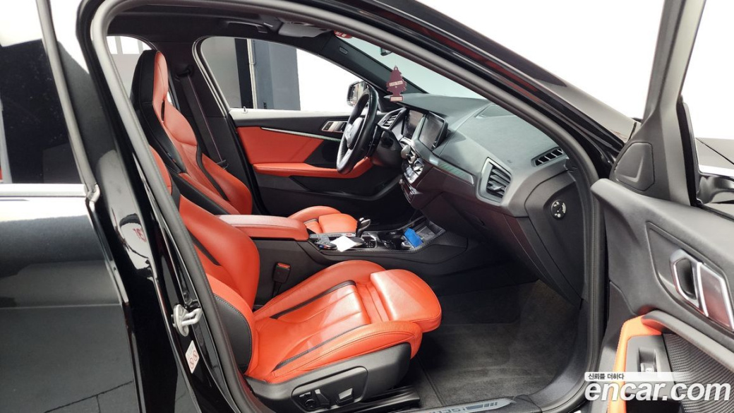 BMW 1-Series M135i xDrive, 2023