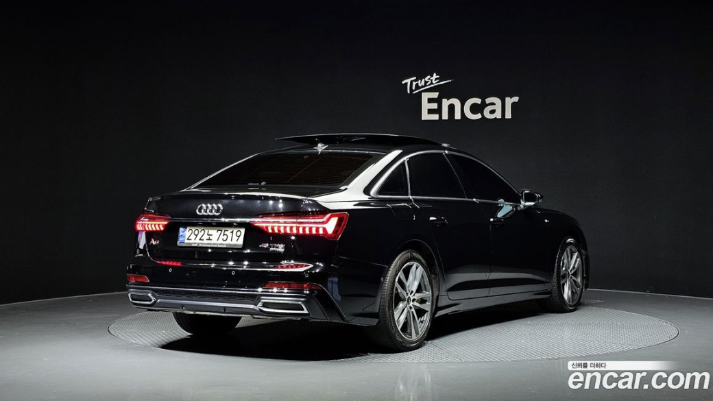 Audi A6 45 TFSI Quattro Premium, 2022