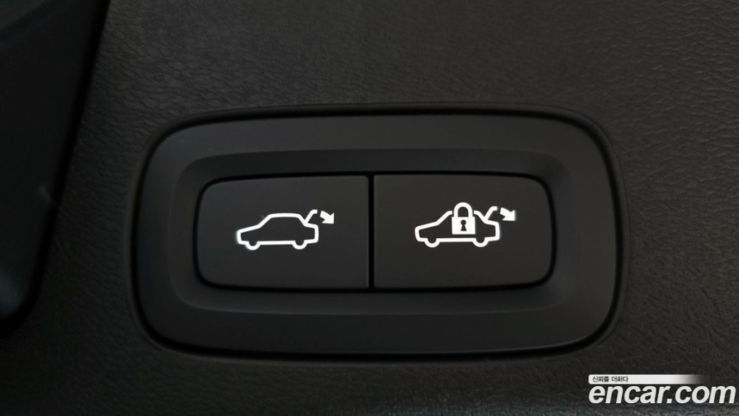 Volvo XC60 B6 Ultimate Bright, 2024