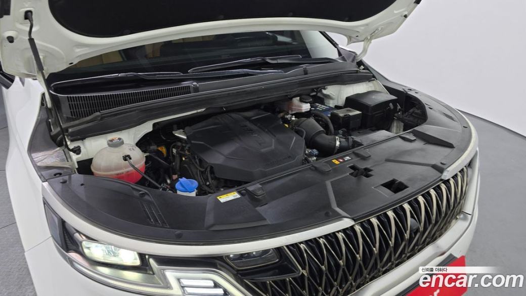Kia Carnival 9-Seater Noblesse, 2023