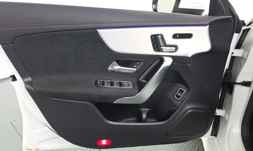 Mercedes-Benz CLA-Class CLA250 4MATIC, 2024