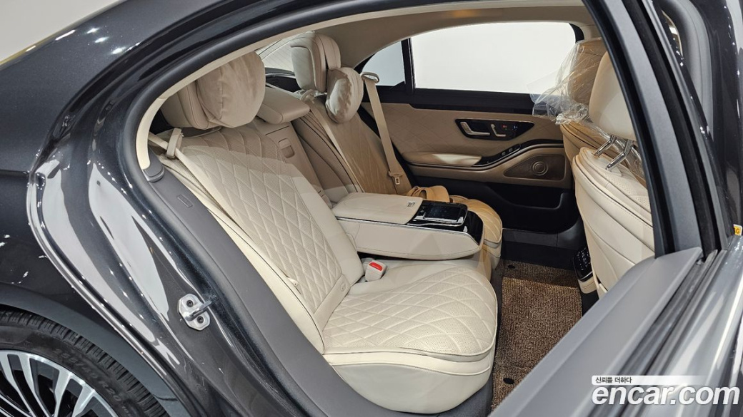 Mercedes-Benz S-Class S450L 4MATIC, 2023