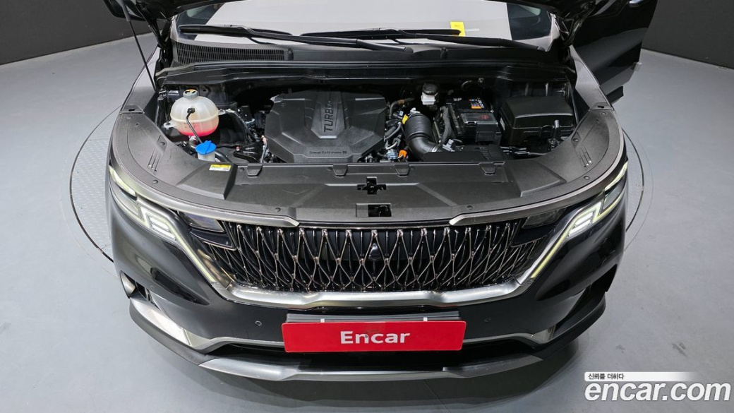 Kia Carnival 9-Seater Signature, 2023