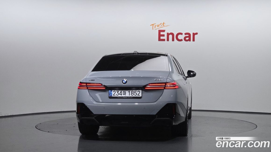 BMW 5-Series 530i xDrive M Sport, 2024