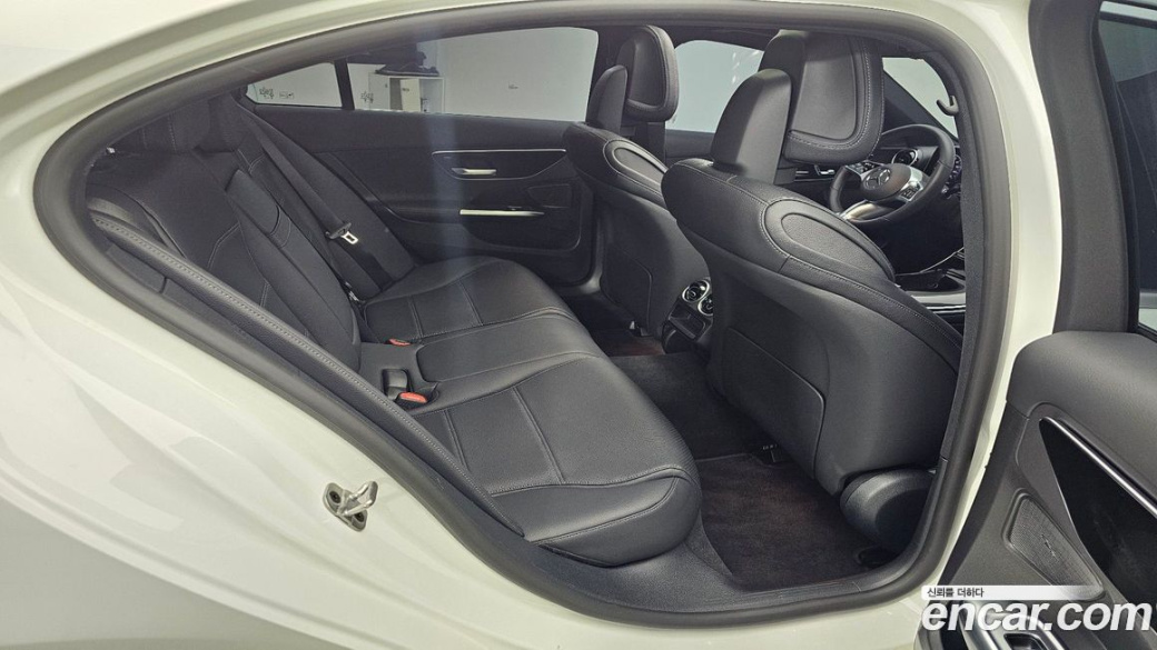 Mercedes-Benz C-Class C200 Avantgarde, 2024