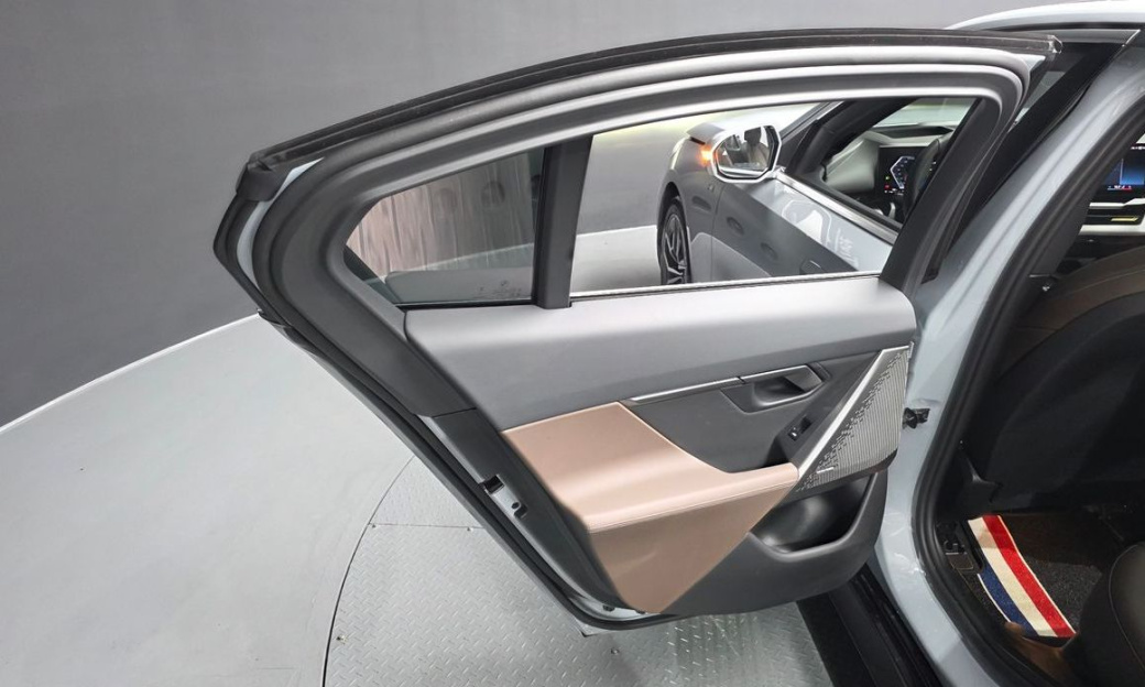 BMW 5-Series 520i M Sport, 2024