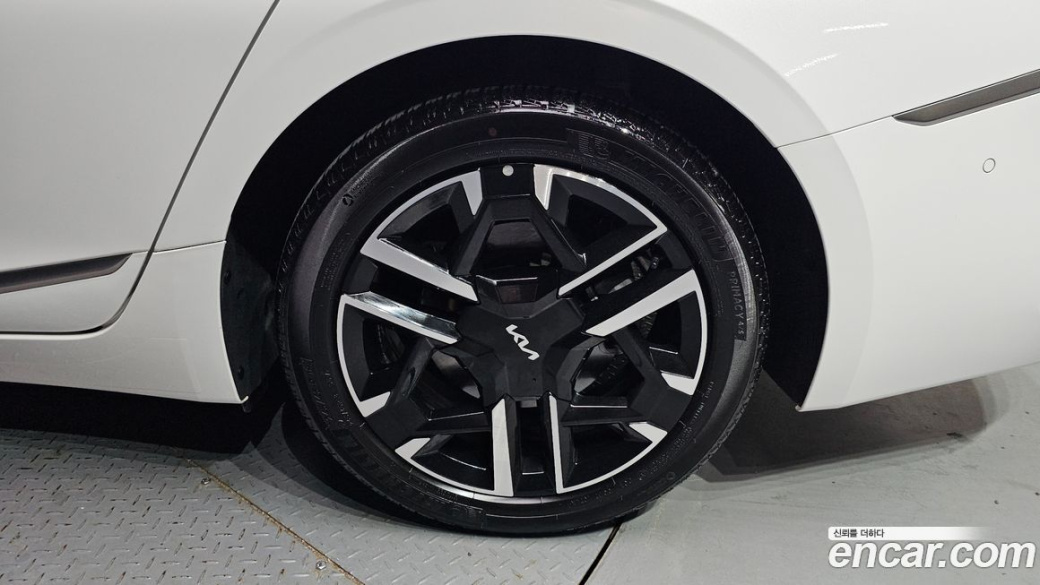 Kia K8 2.5 Gasoline 2WD, 2025