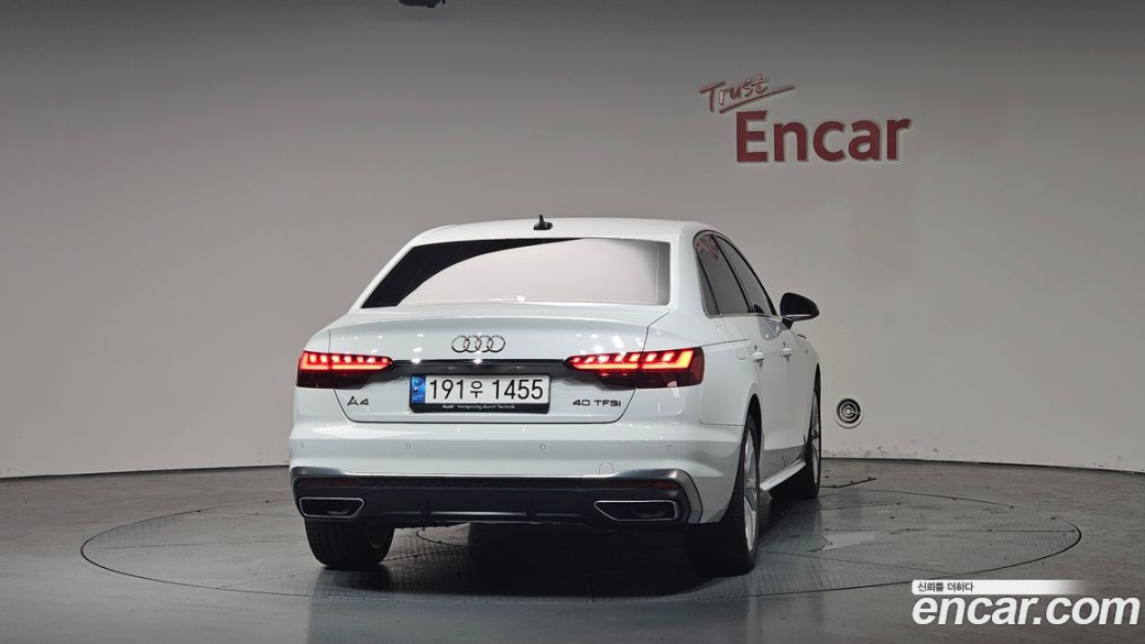 Audi A4 40 TFSI Premium, 2021