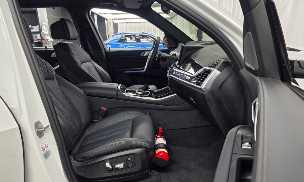 BMW X5 xDrive 40i M Sport, 2024