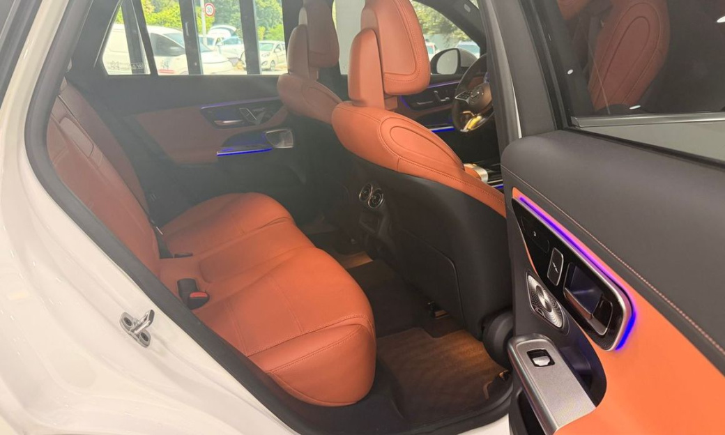 Mercedes-Benz GLC-Class GLC 300 4MATIC Avantgarde, 2025