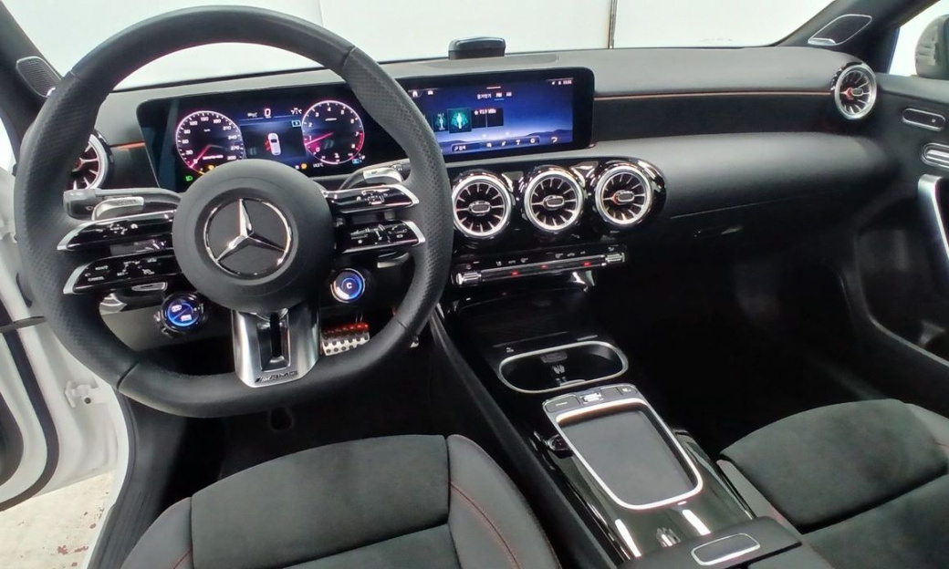 Mercedes-Benz A-Class AMG A45 4MAITC+ Hatchback, 2025