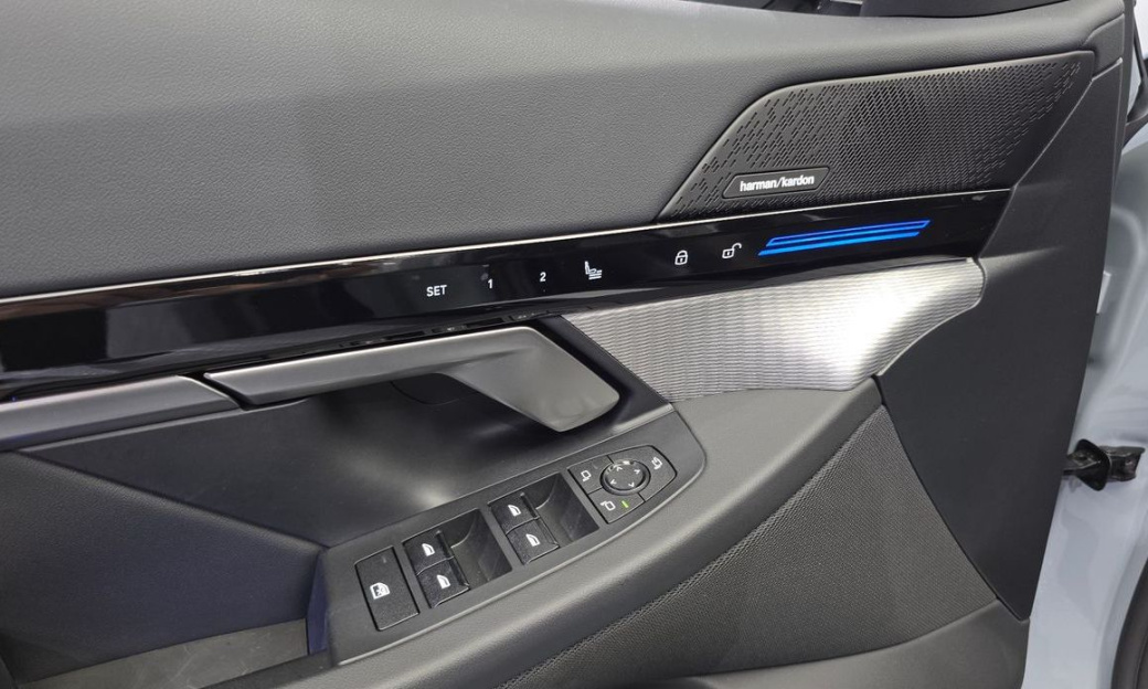 BMW 5-Series 520i M Sport, 2024