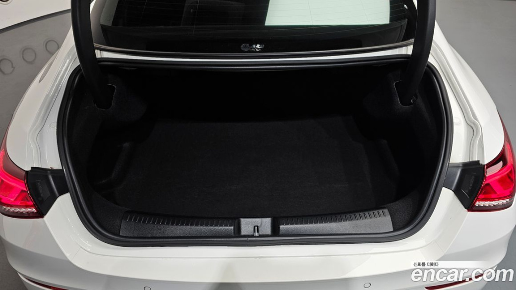 Mercedes-Benz CLA-Class CLA250 4MATIC, 2023