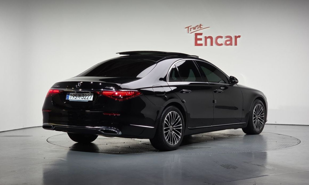 Mercedes-Benz S-Class S450 d 4MATIC, 2024