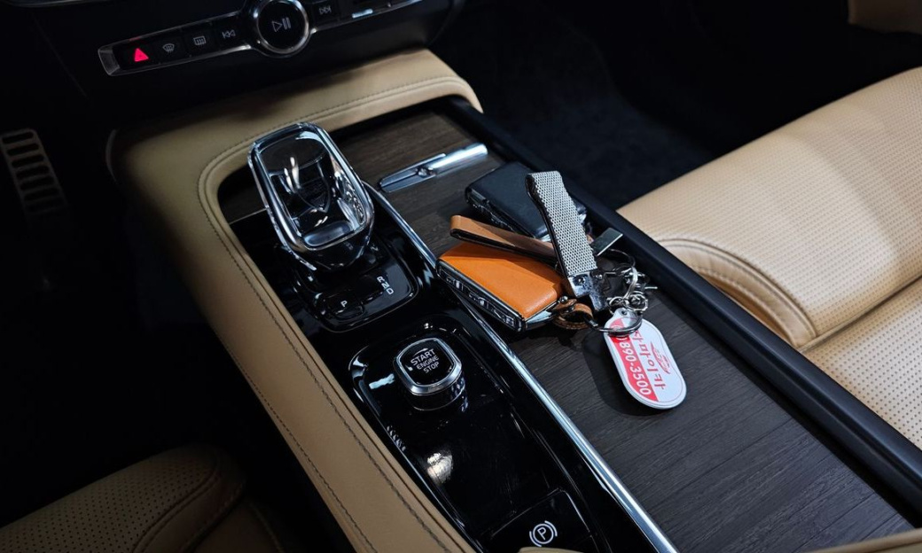 Volvo S90 B6 AWD Inscription, 2022