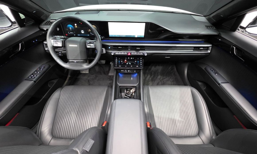 Hyundai Grandeur 2,5 Gasoline 2WD, 2023