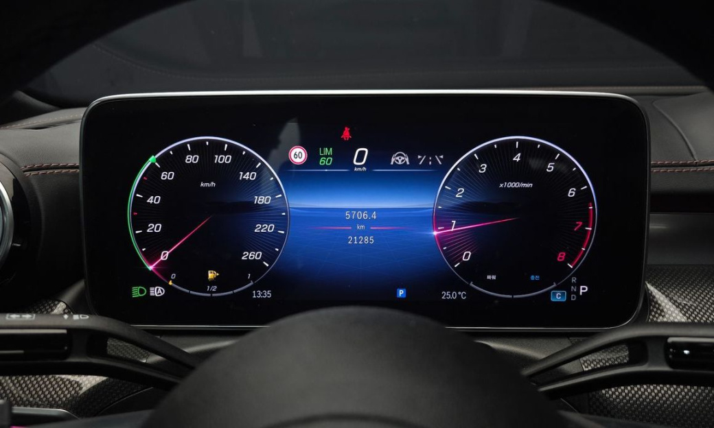 Mercedes-Benz C-Class C300 4MATIC AMG Line, 2023
