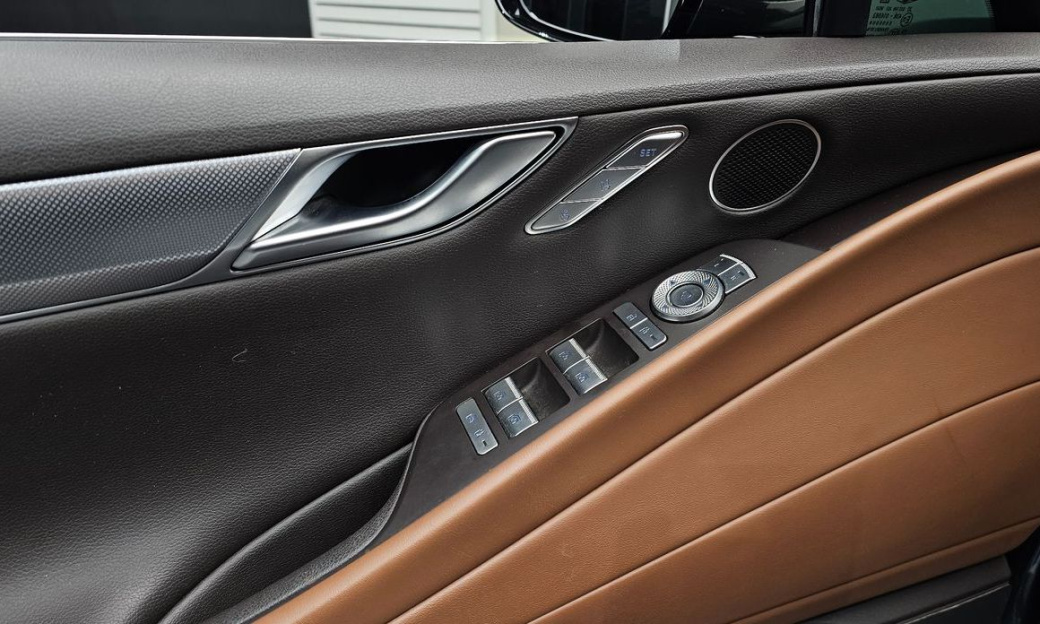 Genesis G80 Gasoline 2.5 Turbo AWD, 2023