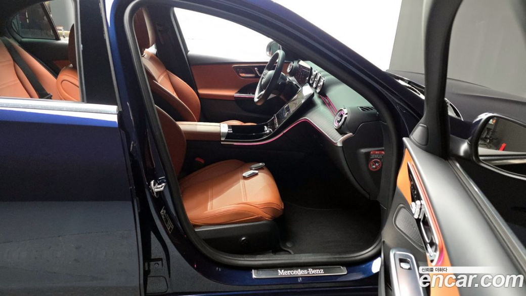 Mercedes-Benz C-Class C200 4MATIC Avantgarde, 2022