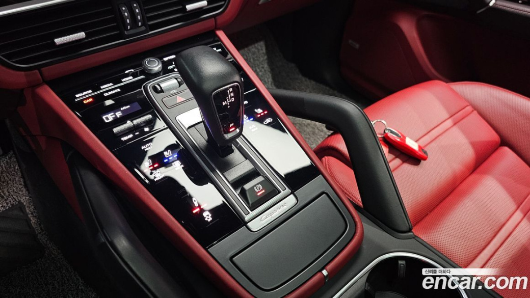 Porsche Cayenne 3.0 Coupe, 2022