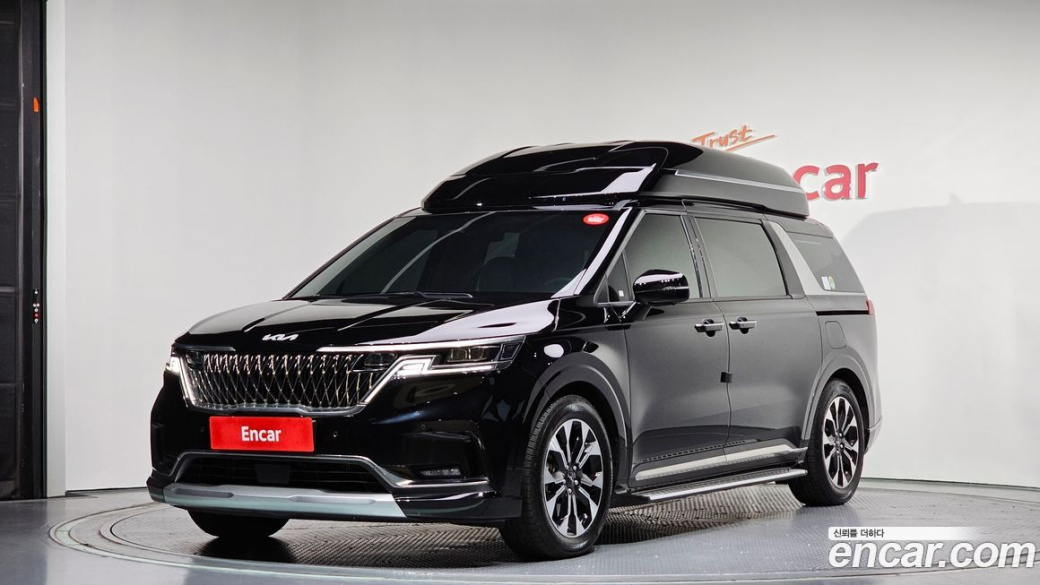 Kia Carnival 7-Seater Hi-Limousine, 2023