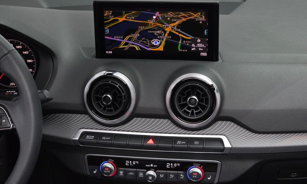 Audi Q2 35 TDI Premium, 2023