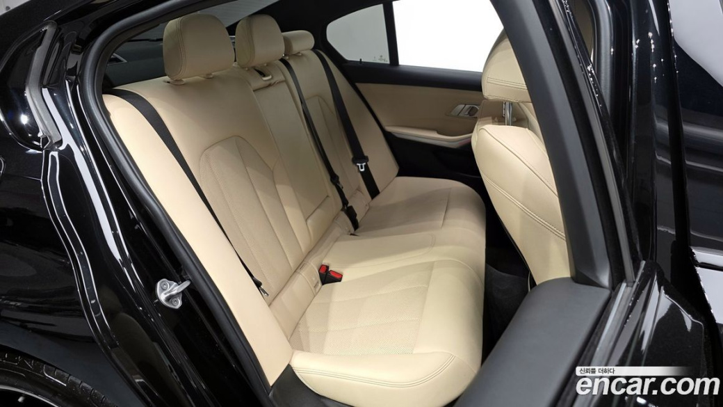 BMW 3-Series 320d M Sport, 2023