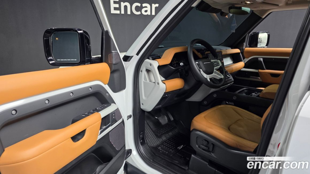Land Rover Defender 110 D300 HSE, 2023
