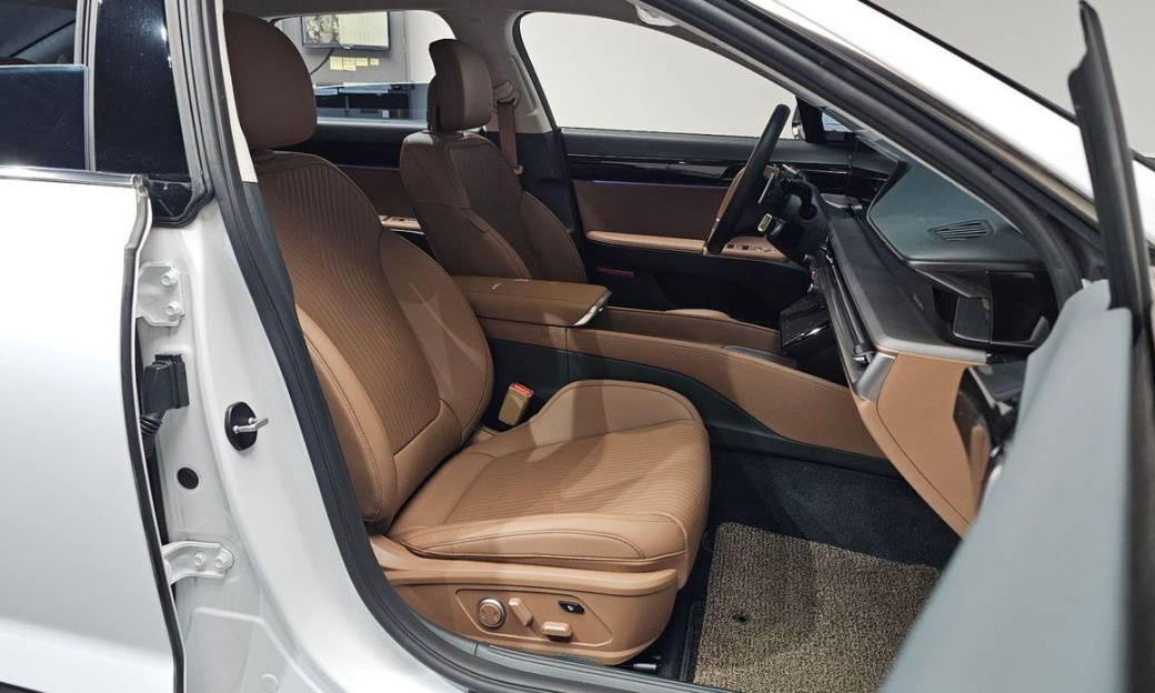 Hyundai Grandeur 2,5 Gasoline 2WD, 2024