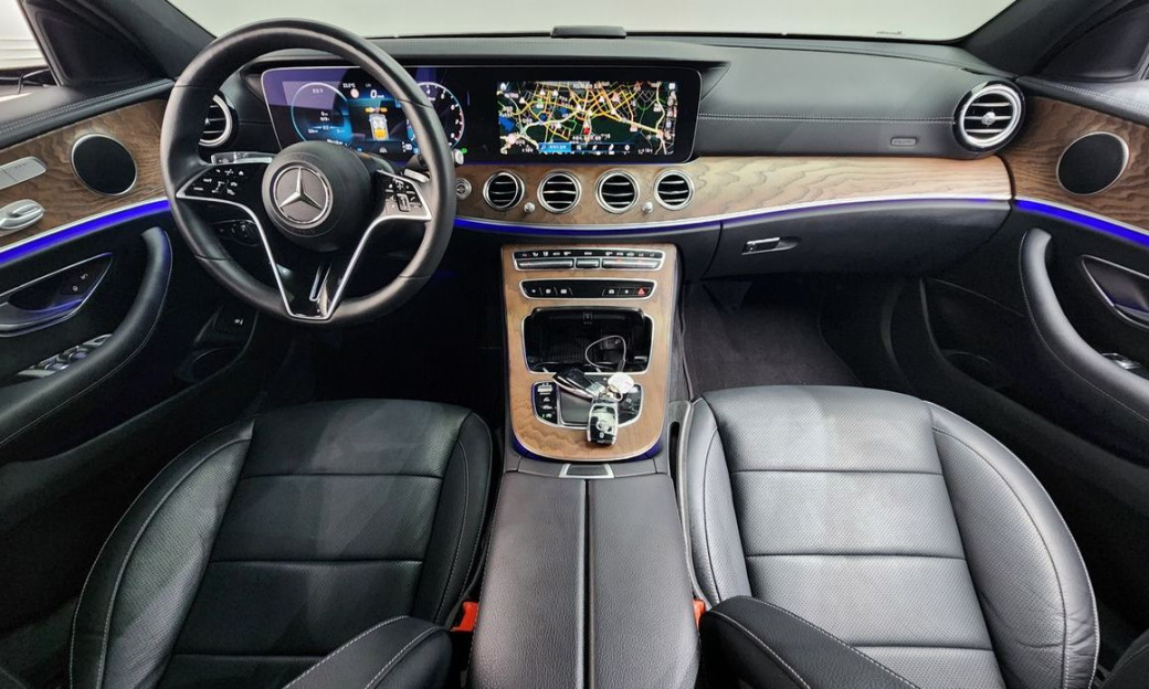 Mercedes-Benz E-Class E250 Exclusive, 2023