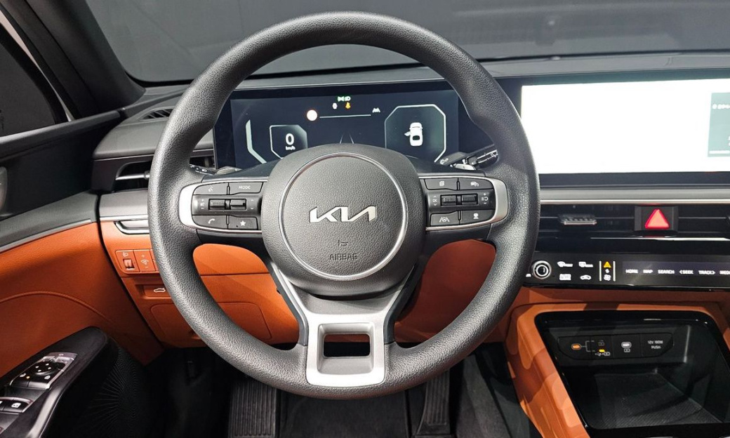 Kia K5 2.0, 2024