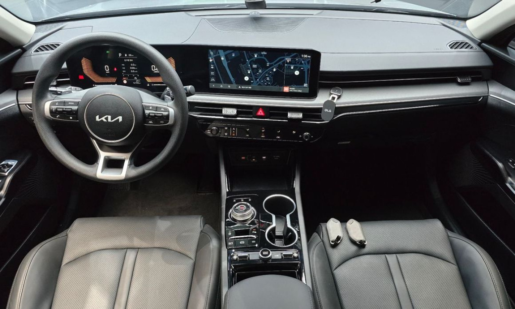 Kia K5 2.0, 2024