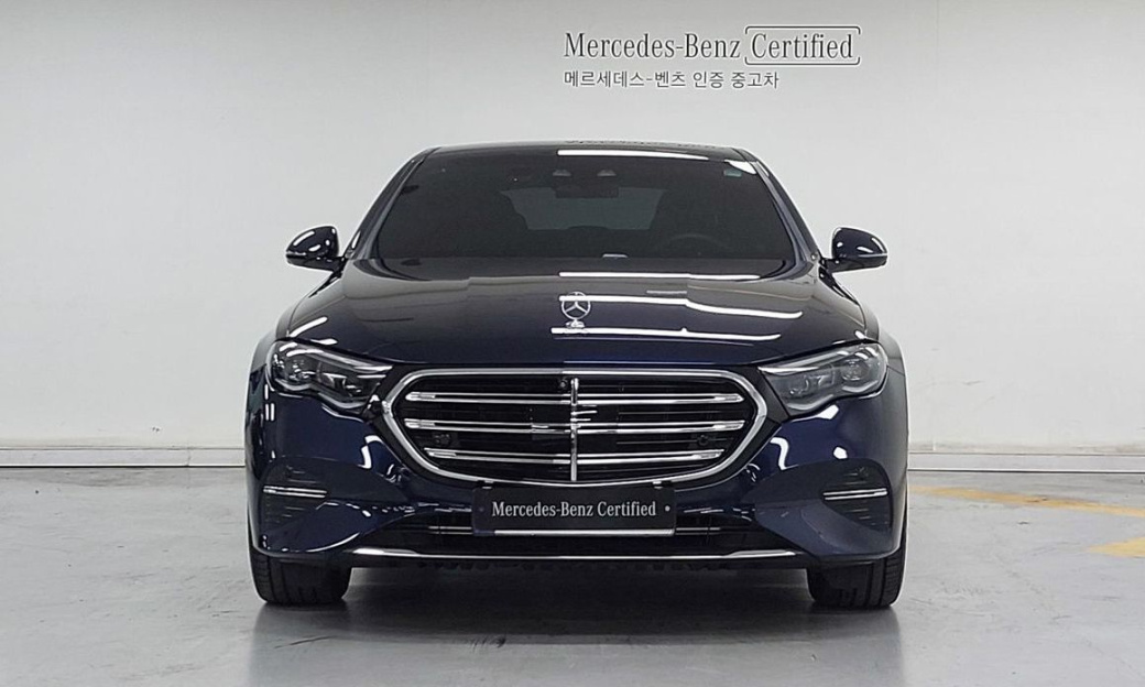 Mercedes-Benz E-Class E300 4MATIC Exclusive, 2024