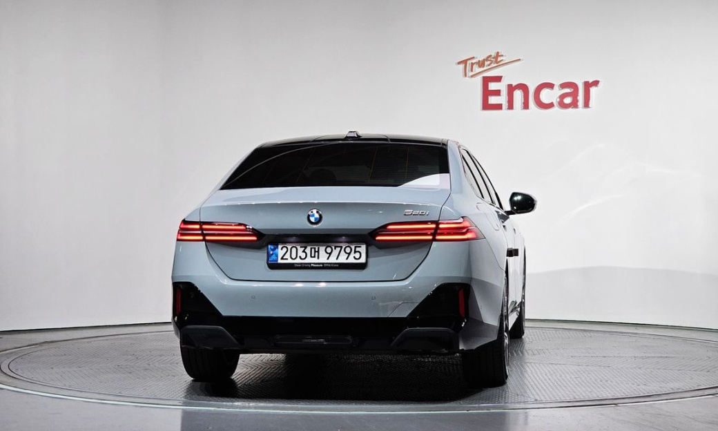 BMW 5-Series 520i M Sport, 2024