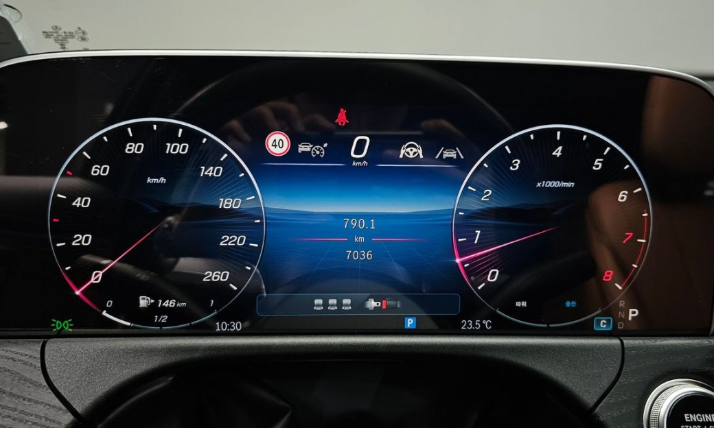 Mercedes-Benz E-Class E200 Avantgarde, 2025