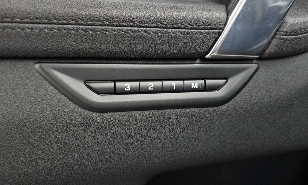 Land Rover Discovery Sport P250 SE, 2022